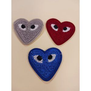 Ergonflow Iron Sew on Applique Patch : Heart Eyes (3 Patches)